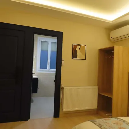 Avec Grand Lit Et Salle De Bain Privative Pour 2 Personnes Pensjonat *
